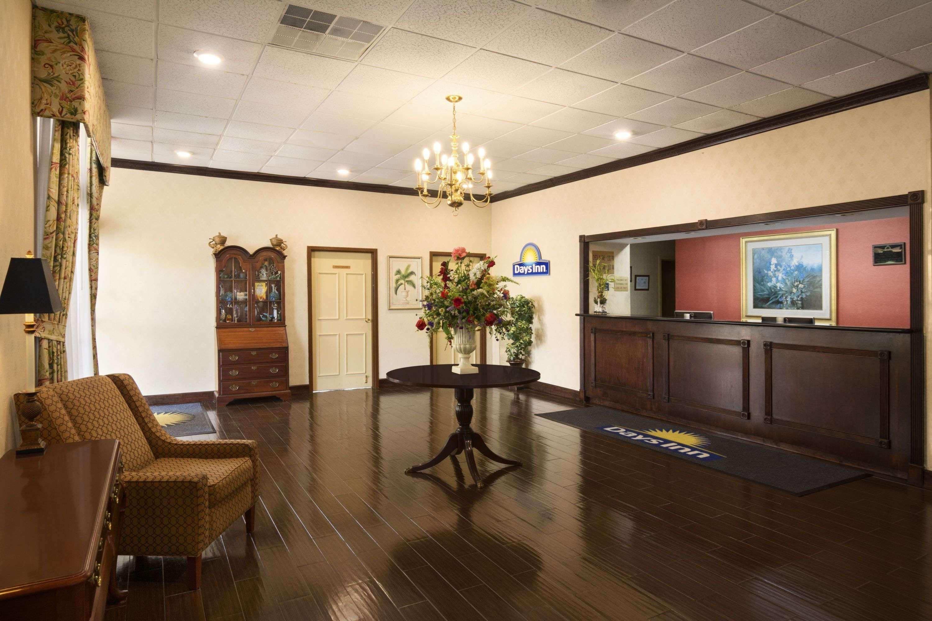 Days Inn By Wyndham Rome Downtown Ngoại thất bức ảnh